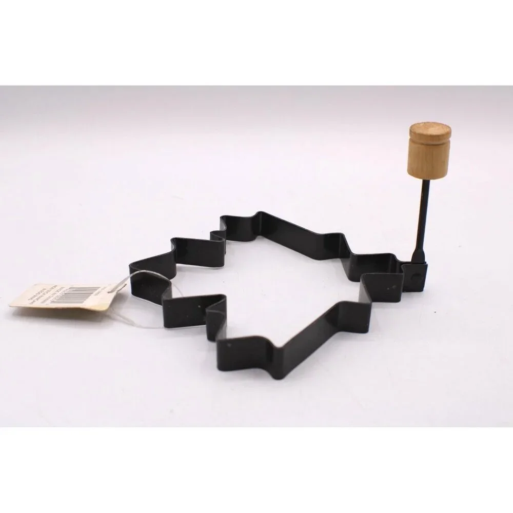 NEW Maple Leaf Non-Stick Pancake & Egg Ring With Wooden Handle Le Gourmet Chef